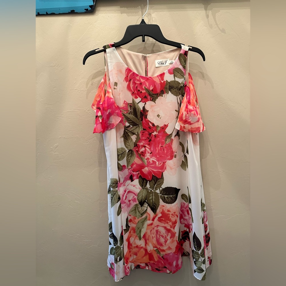 Wedding guest dress